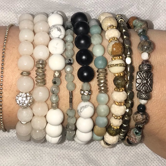 Beaded Stone Bracelet - Picture 2 of 2